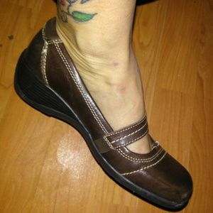 Mary Jane style shoe